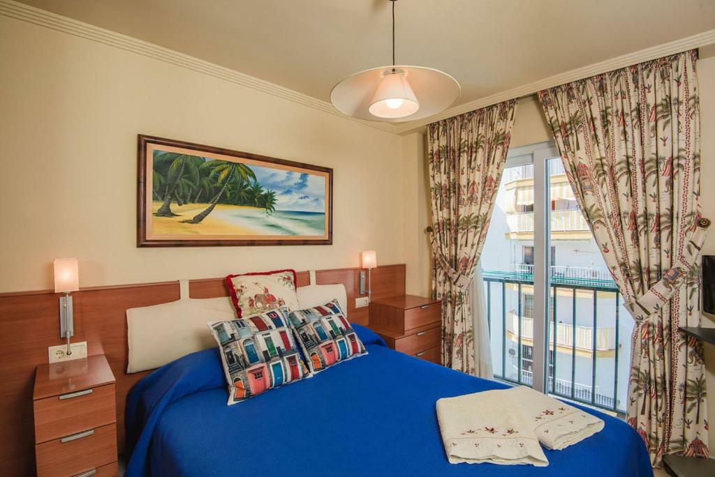 Bella Vista Luxury Apartment ตอร์เรโมลิโนส ภายนอก รูปภาพ