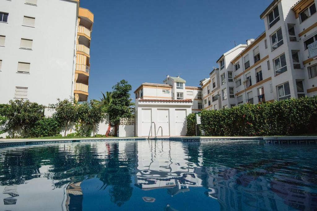 Bella Vista Luxury Apartment ตอร์เรโมลิโนส ภายนอก รูปภาพ