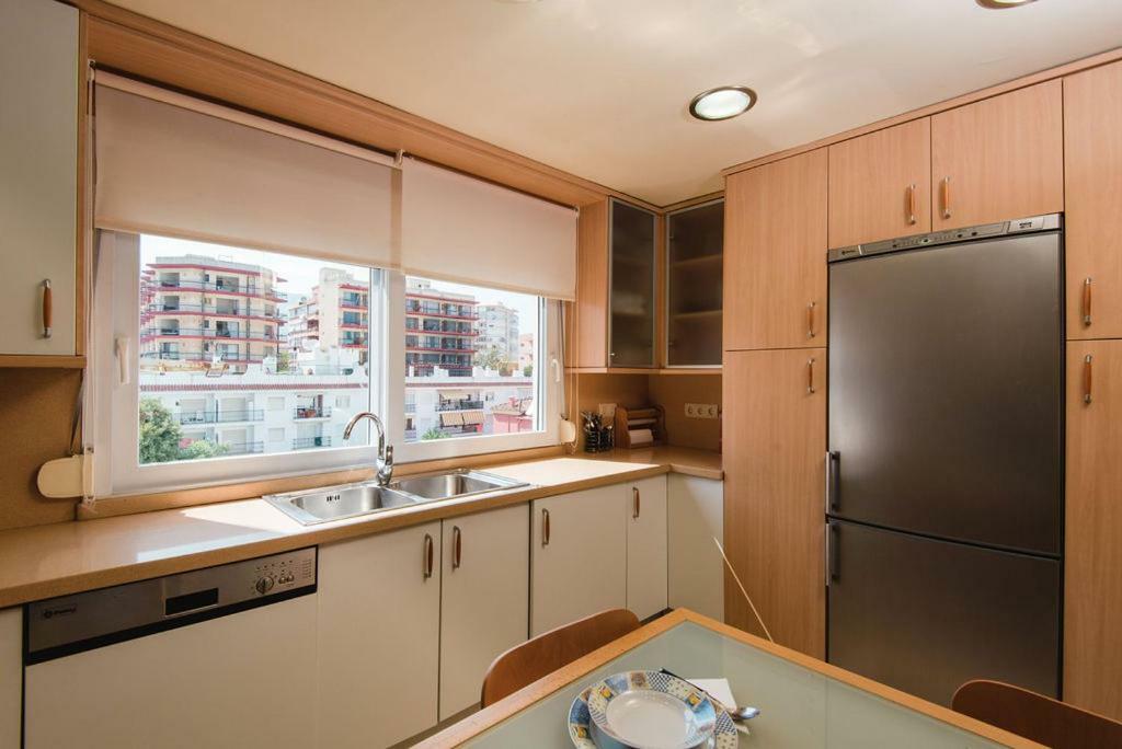 Bella Vista Luxury Apartment ตอร์เรโมลิโนส ภายนอก รูปภาพ